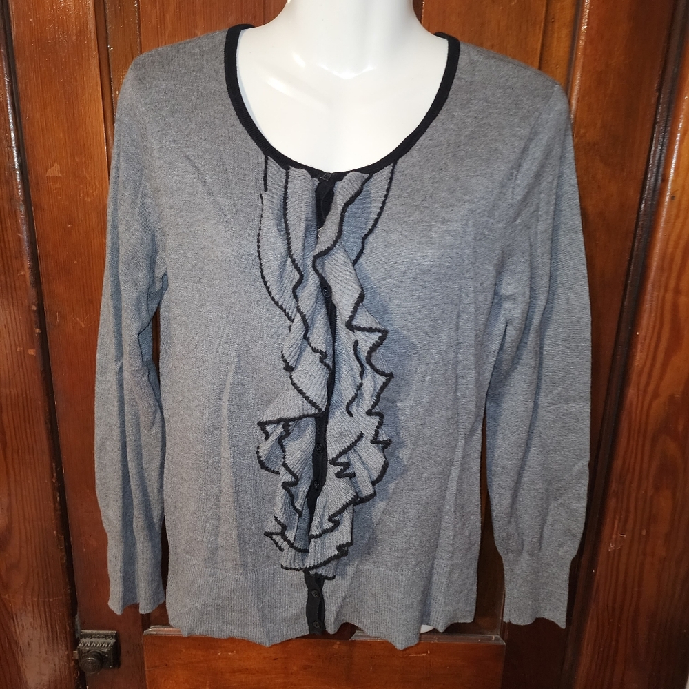 Apt. 9 Gray and Black Knit Top